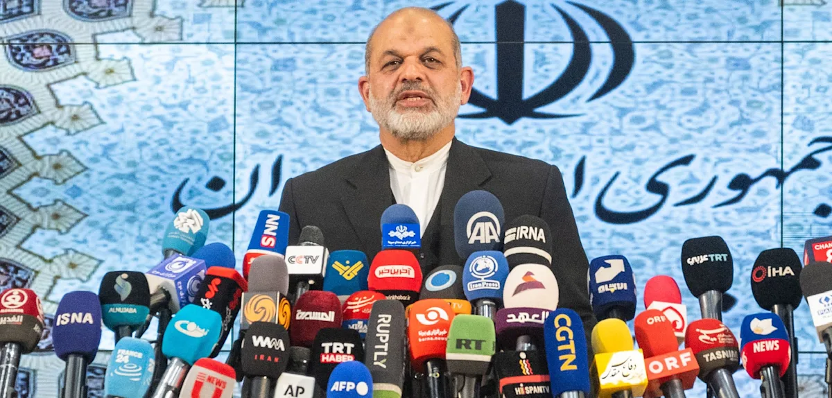 Iran reformiert Militärführung und plant Gebühren für die Straße von Hormus